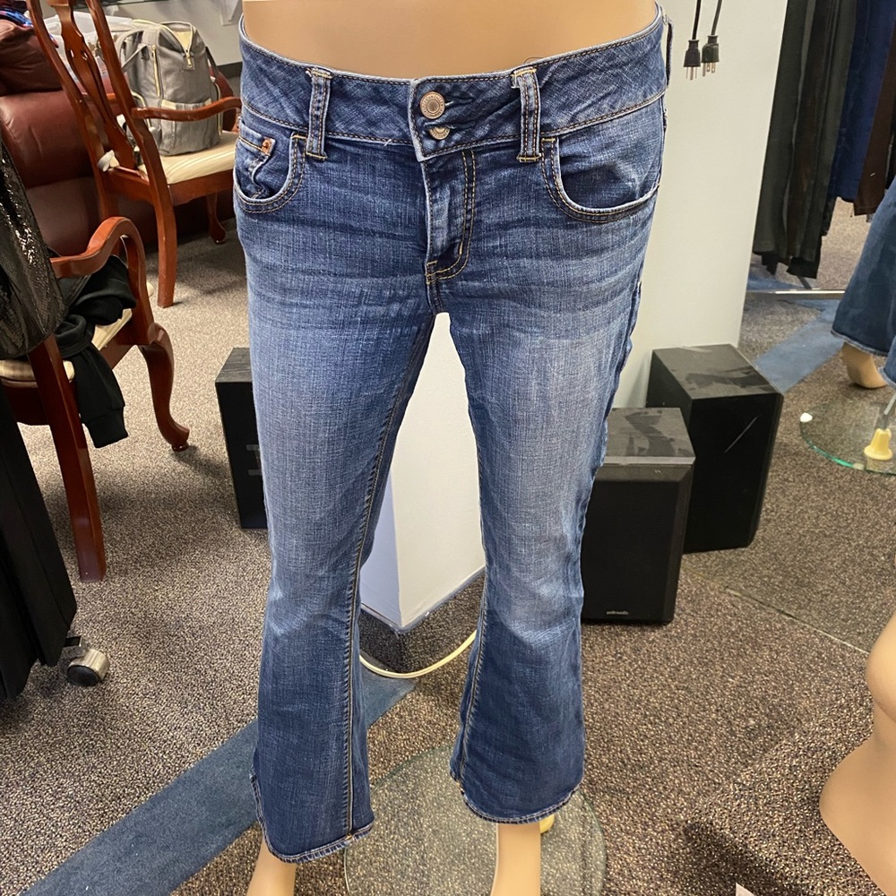 American Eagle Size 8 Artist Super Stretch Jeans